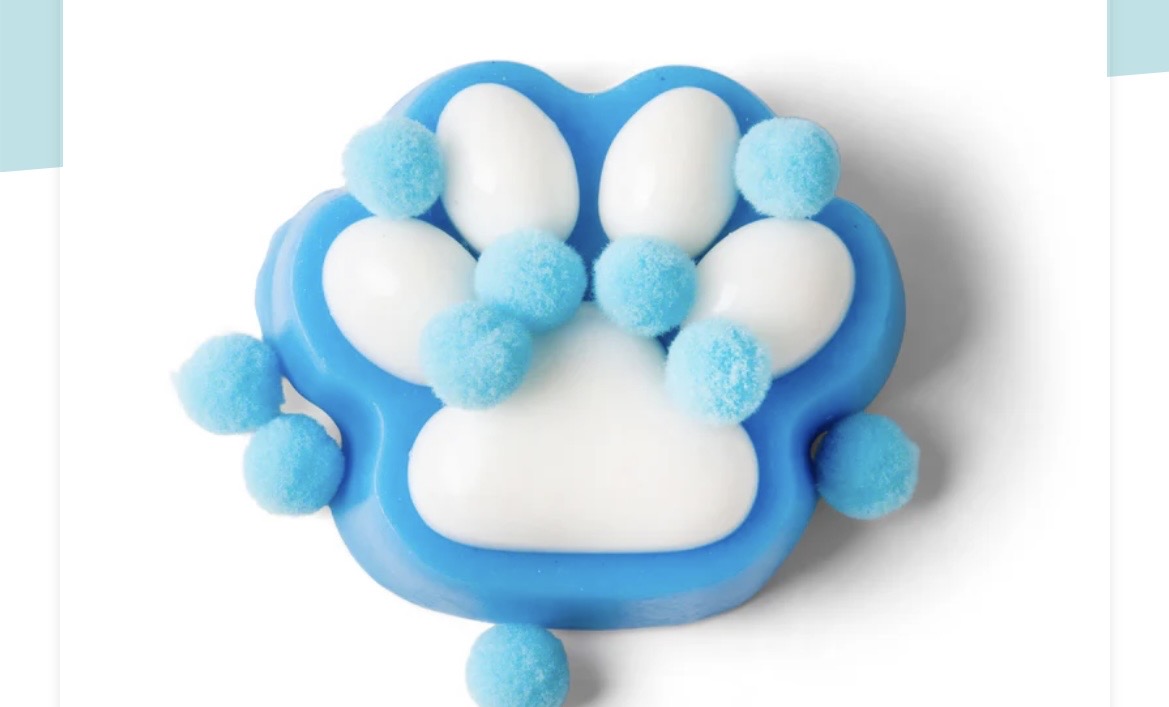 Scrunchems squishy cat paw in pouch with clip