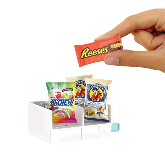 Miniverse vending machine